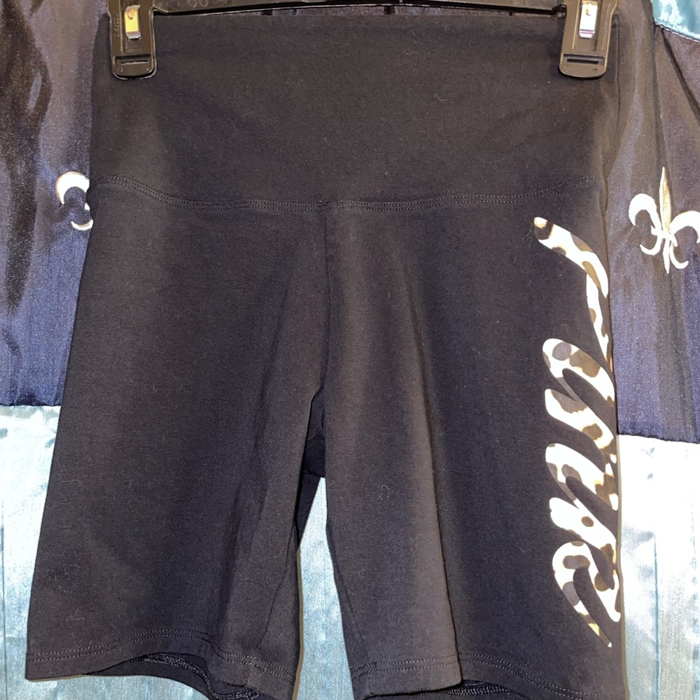 NWOT vs pink black leopard logo bike short small